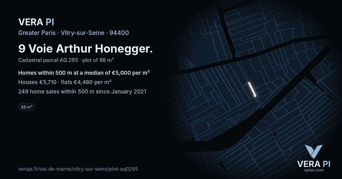 9 Voie Arthur Honegger, Vitry-sur-Seine at night – the plot lit, the parcels around coloured by the prices near them