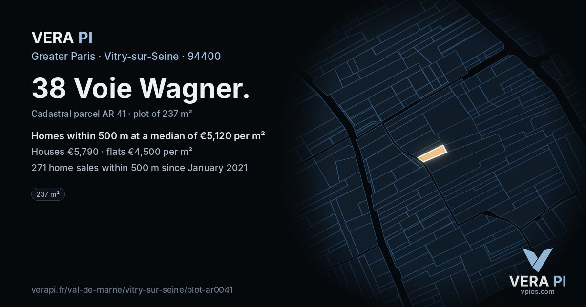 38 Voie Wagner, Vitry-sur-Seine at night – the plot lit, the parcels around coloured by the prices near them