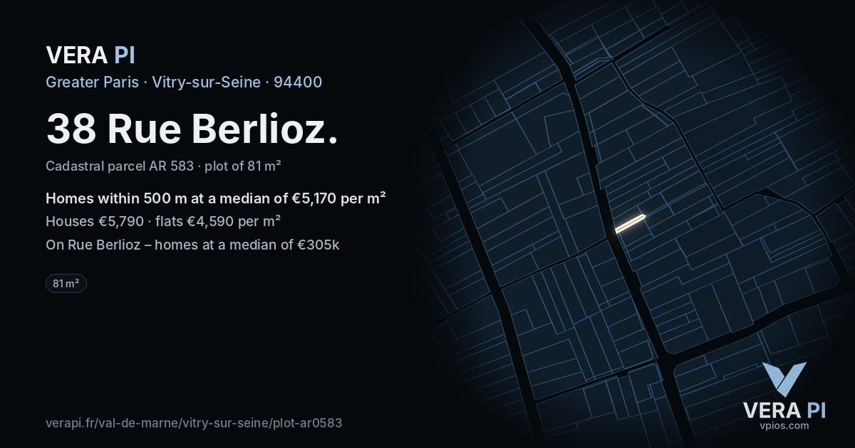38 Rue Berlioz, Vitry-sur-Seine at night – the plot lit, the parcels around coloured by the prices near them