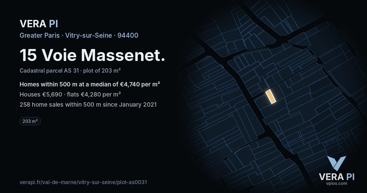 15 Voie Massenet, Vitry-sur-Seine at night – the plot lit, the parcels around coloured by the prices near them