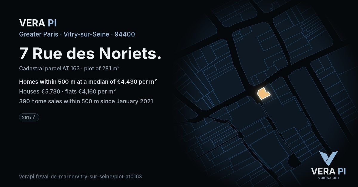 7 Rue des Noriets, Vitry-sur-Seine at night – the plot lit, the parcels around coloured by the prices near them