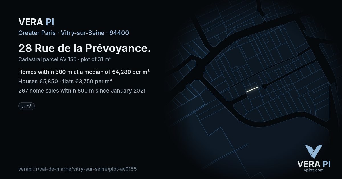 28 Rue de la Prévoyance, Vitry-sur-Seine at night – the plot lit, the parcels around coloured by the prices near them