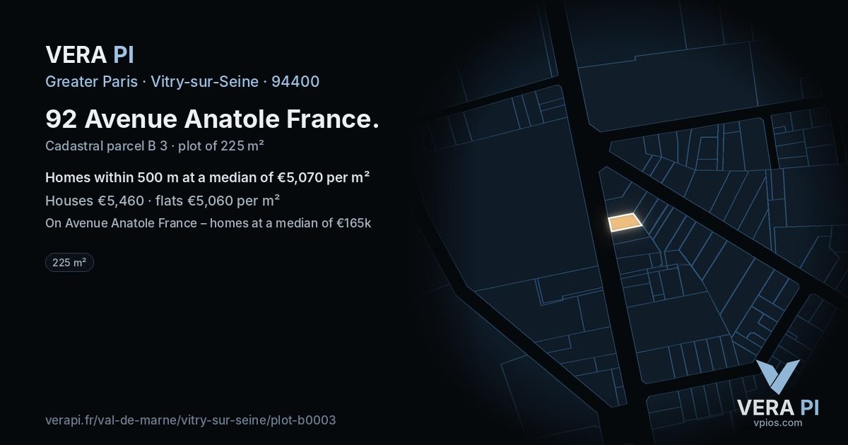 92 Avenue Anatole France, Vitry-sur-Seine at night – the plot lit, the parcels around coloured by the prices near them