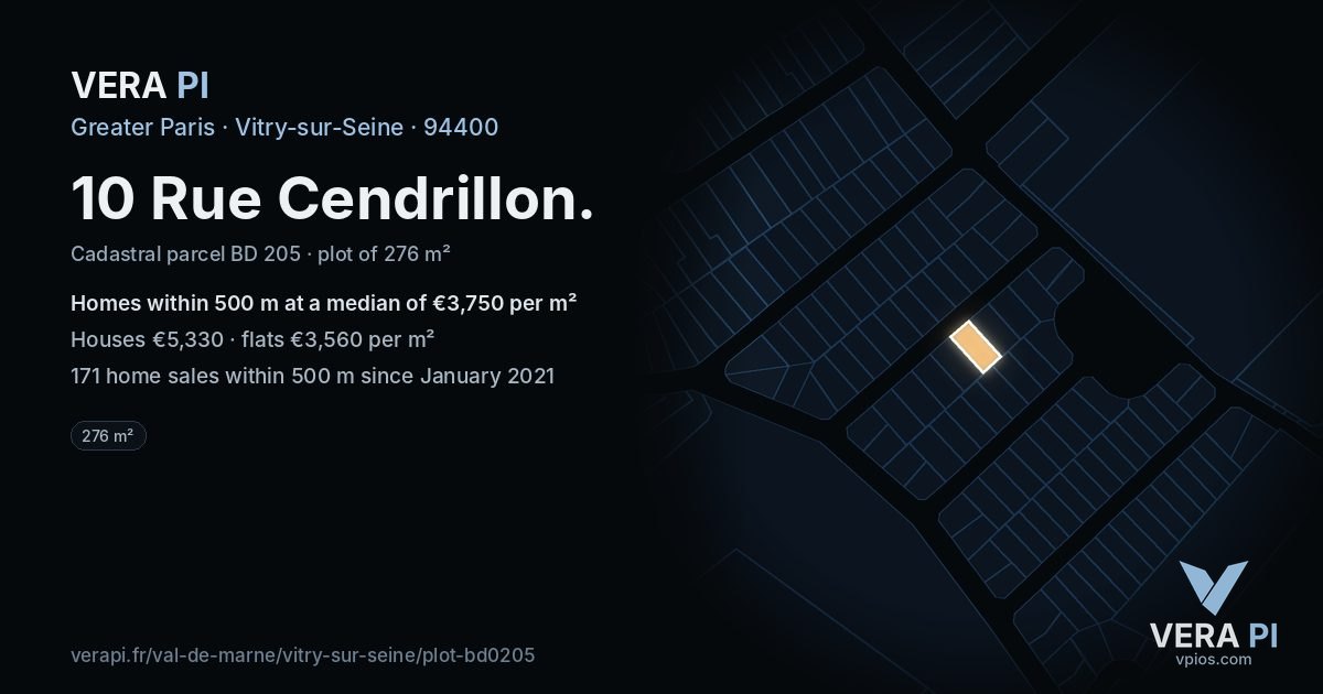10 Rue Cendrillon, Vitry-sur-Seine at night – the plot lit, the parcels around coloured by the prices near them