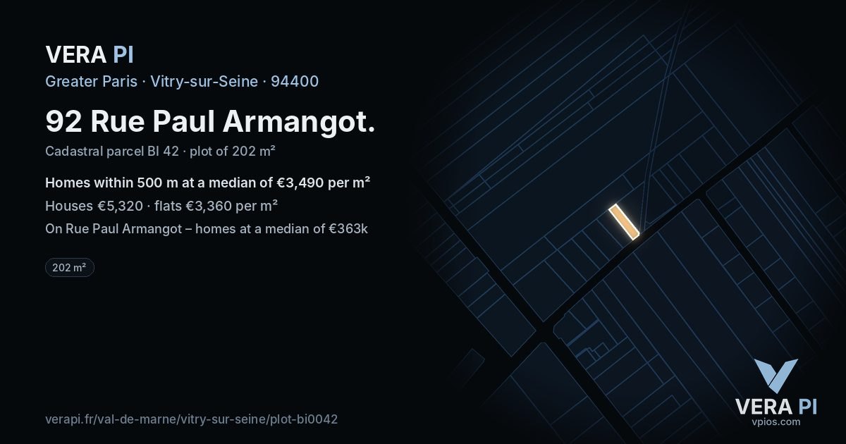 92 Rue Paul Armangot, Vitry-sur-Seine at night – the plot lit, the parcels around coloured by the prices near them