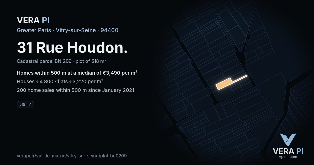 31 Rue Houdon, Vitry-sur-Seine at night – the plot lit, the parcels around coloured by the prices near them