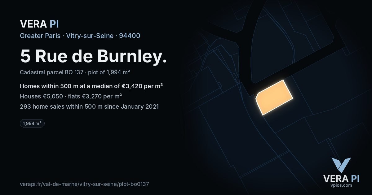 5 Rue de Burnley, Vitry-sur-Seine at night – the plot lit, the parcels around coloured by the prices near them