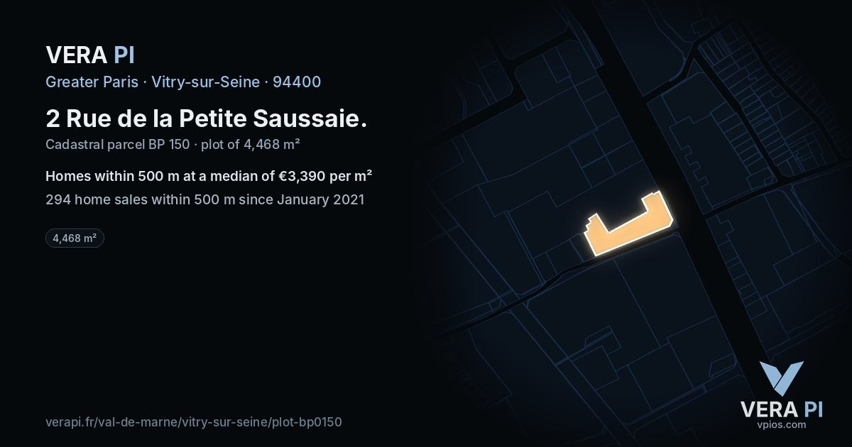2 Rue de la Petite Saussaie, Vitry-sur-Seine at night – the plot lit, the parcels around coloured by the prices near them