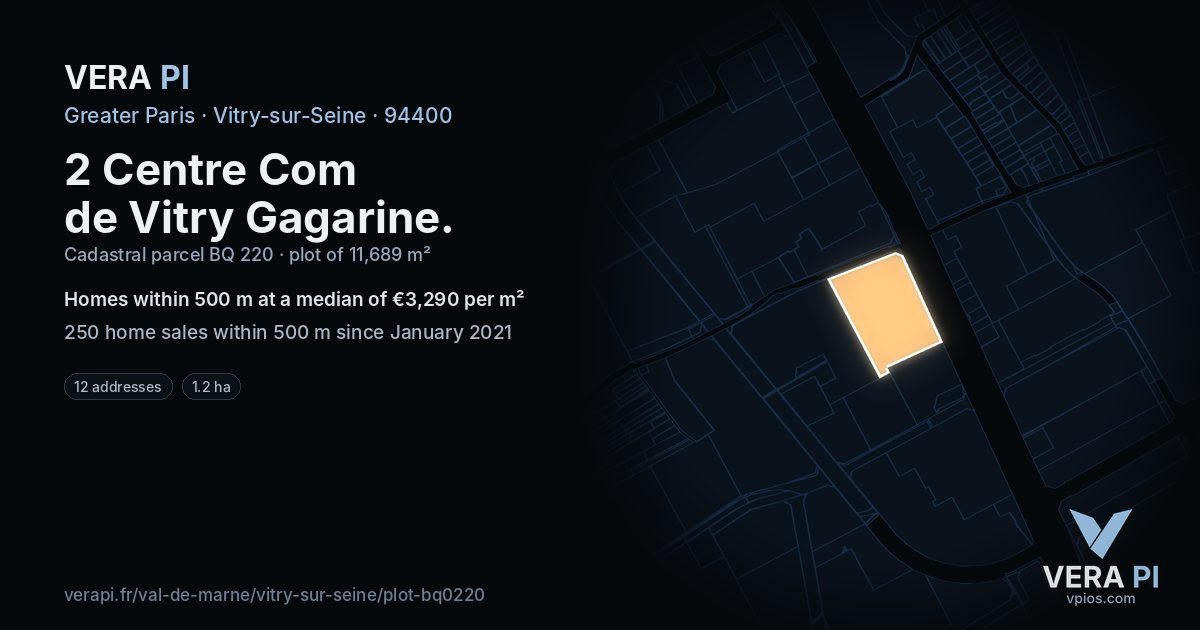 2 Centre Com de Vitry Gagarine, Vitry-sur-Seine at night – the plot lit, the parcels around coloured by the prices near them
