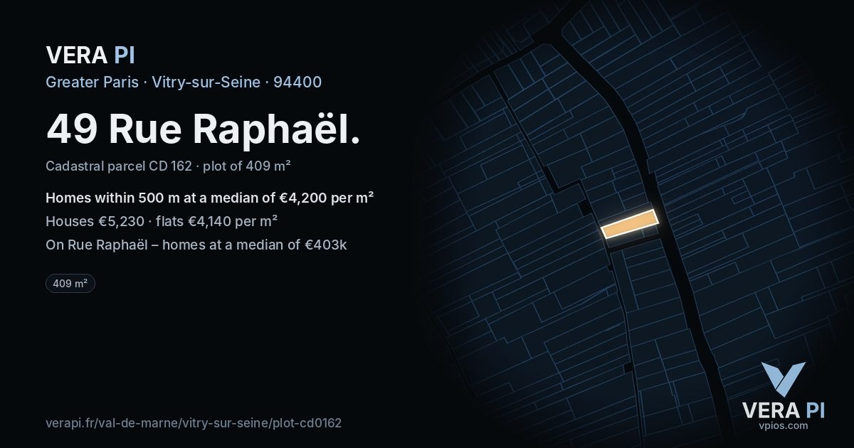 49 Rue Raphaël, Vitry-sur-Seine at night – the plot lit, the parcels around coloured by the prices near them