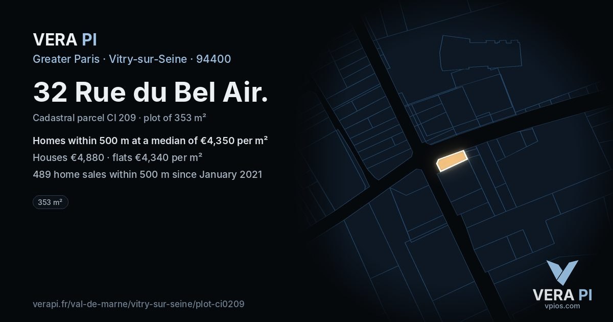 32 Rue du Bel Air, Vitry-sur-Seine at night – the plot lit, the parcels around coloured by the prices near them