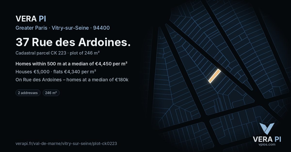 37 Rue des Ardoines, Vitry-sur-Seine at night – the plot lit, the parcels around coloured by the prices near them