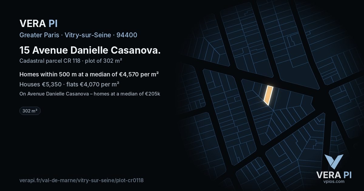 15 Avenue Danielle Casanova, Vitry-sur-Seine at night – the plot lit, the parcels around coloured by the prices near them