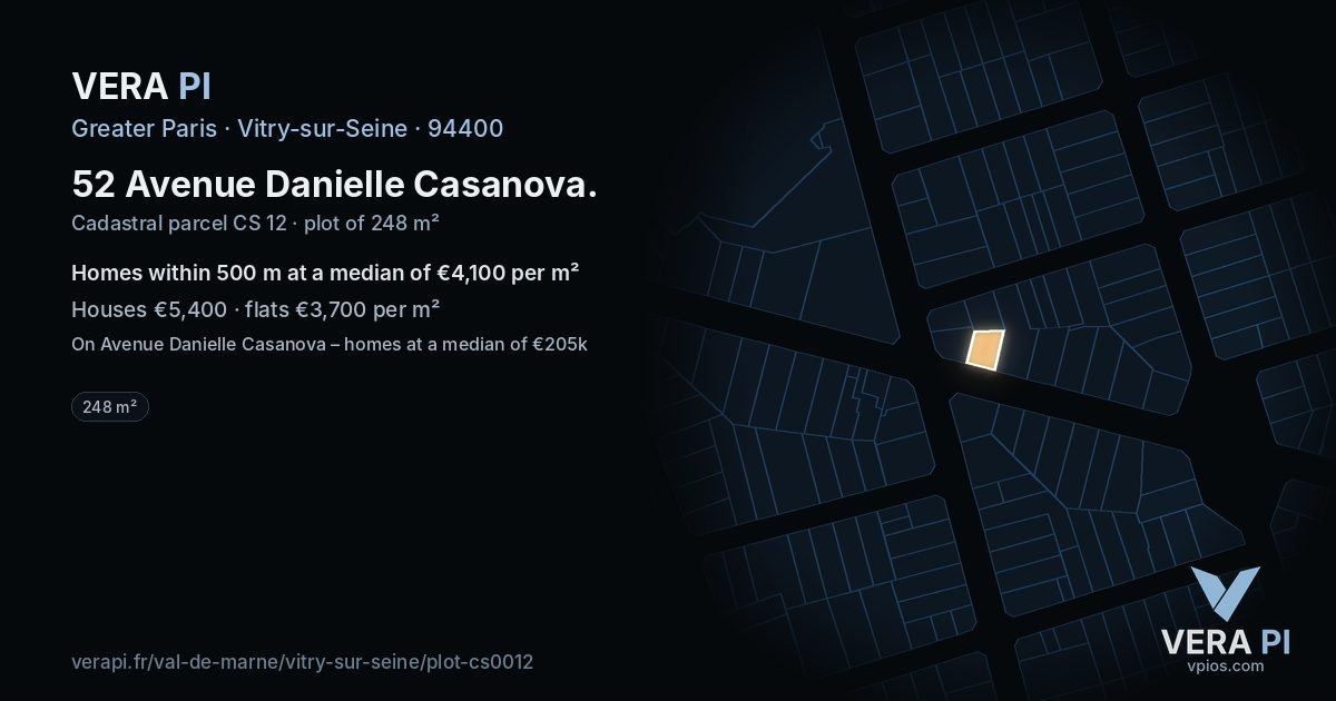 52 Avenue Danielle Casanova, Vitry-sur-Seine at night – the plot lit, the parcels around coloured by the prices near them