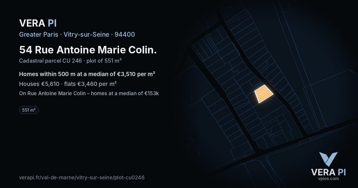 54 Rue Antoine Marie Colin, Vitry-sur-Seine at night – the plot lit, the parcels around coloured by the prices near them