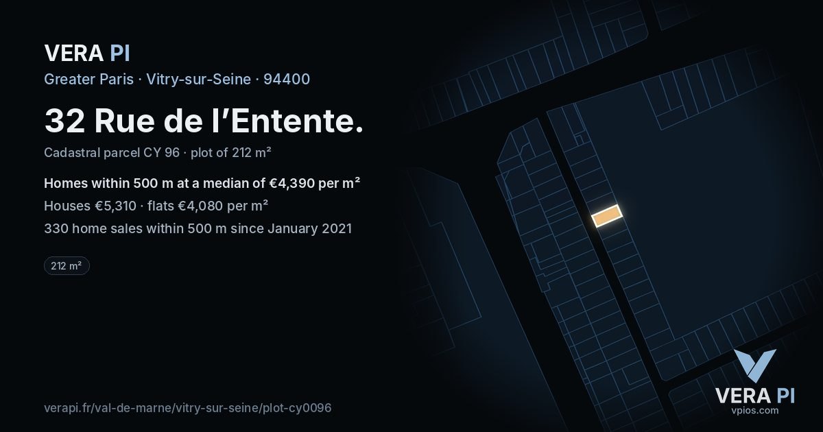 32 Rue de l’Entente, Vitry-sur-Seine at night – the plot lit, the parcels around coloured by the prices near them