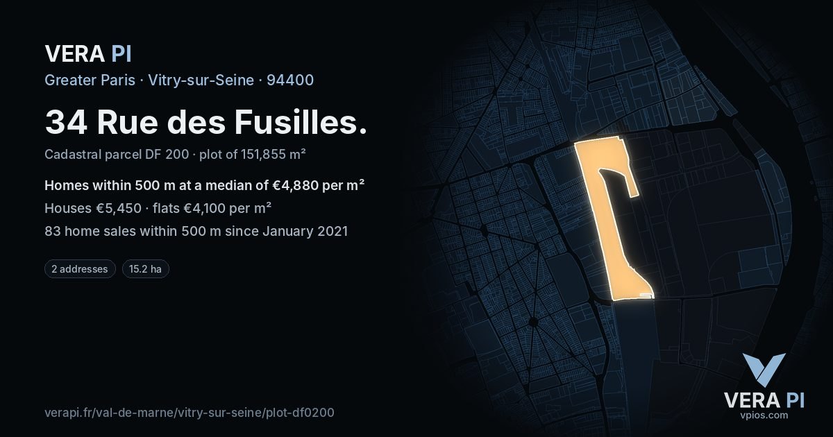 34 Rue des Fusilles, Vitry-sur-Seine at night – the plot lit, the parcels around coloured by the prices near them