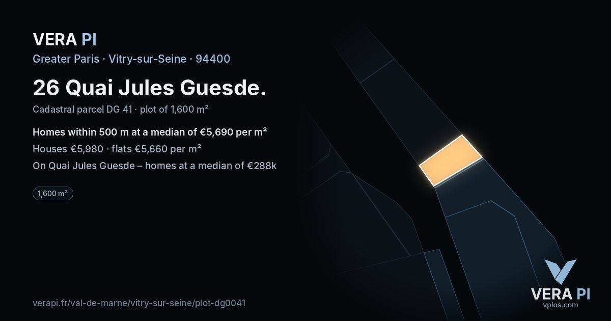 26 Quai Jules Guesde, Vitry-sur-Seine at night – the plot lit, the parcels around coloured by the prices near them