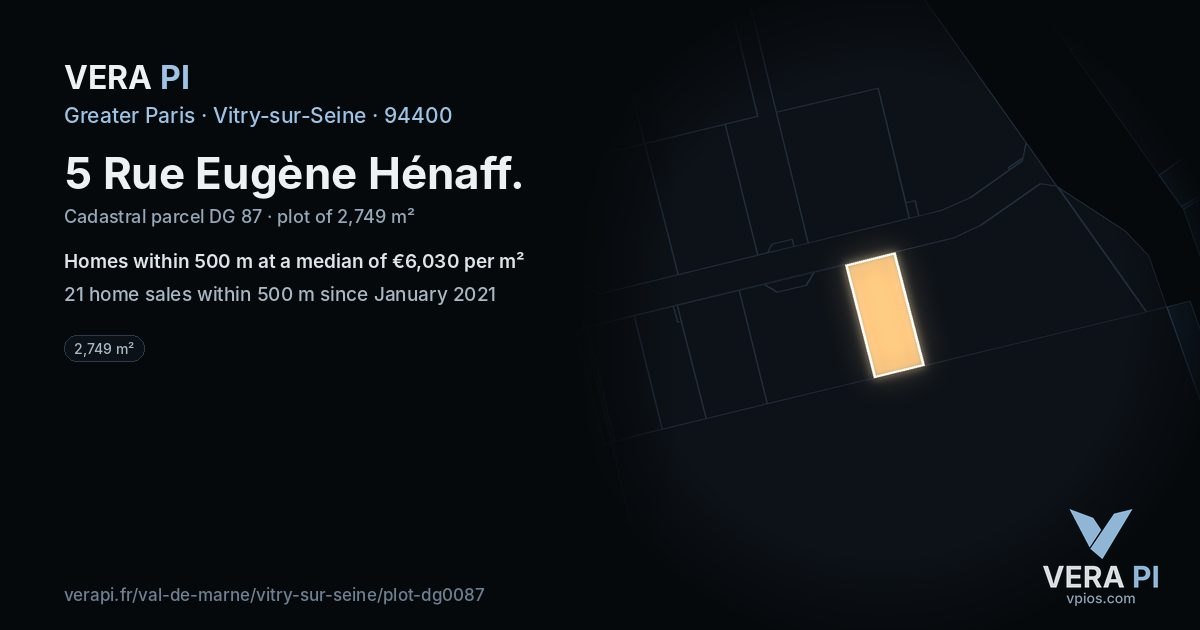 5 Rue Eugène Hénaff, Vitry-sur-Seine at night – the plot lit, the parcels around coloured by the prices near them
