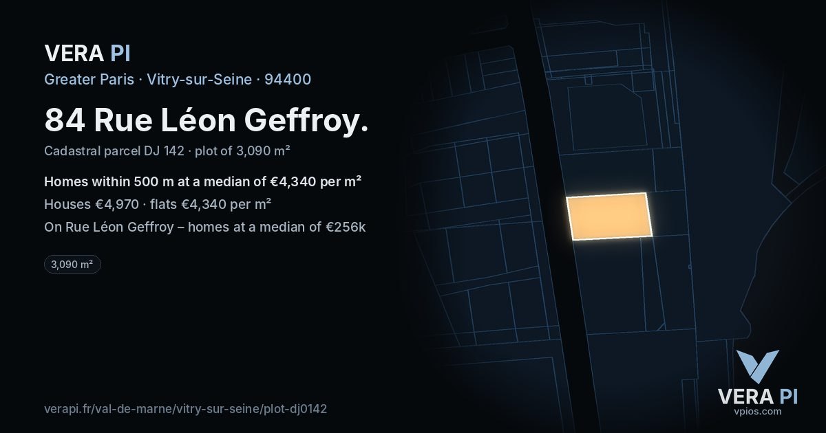 84 Rue Léon Geffroy, Vitry-sur-Seine at night – the plot lit, the parcels around coloured by the prices near them