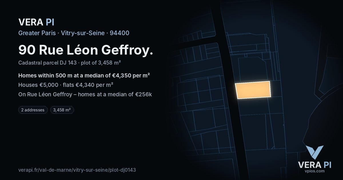 90 Rue Léon Geffroy, Vitry-sur-Seine at night – the plot lit, the parcels around coloured by the prices near them