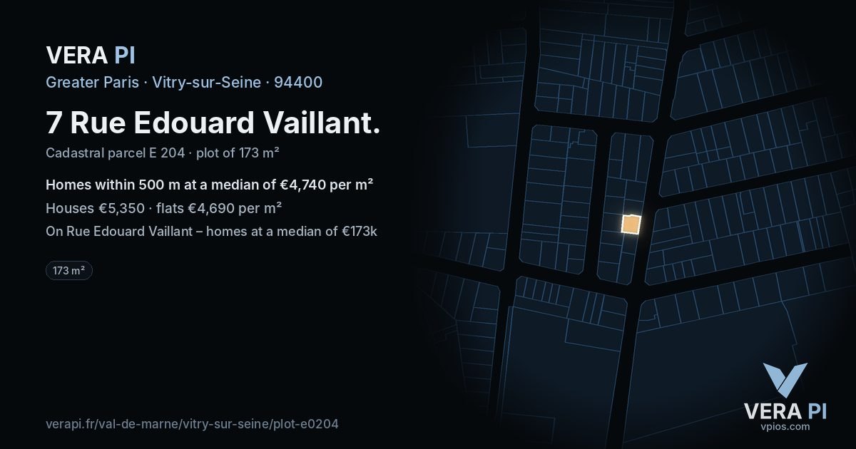7 Rue Edouard Vaillant, Vitry-sur-Seine at night – the plot lit, the parcels around coloured by the prices near them