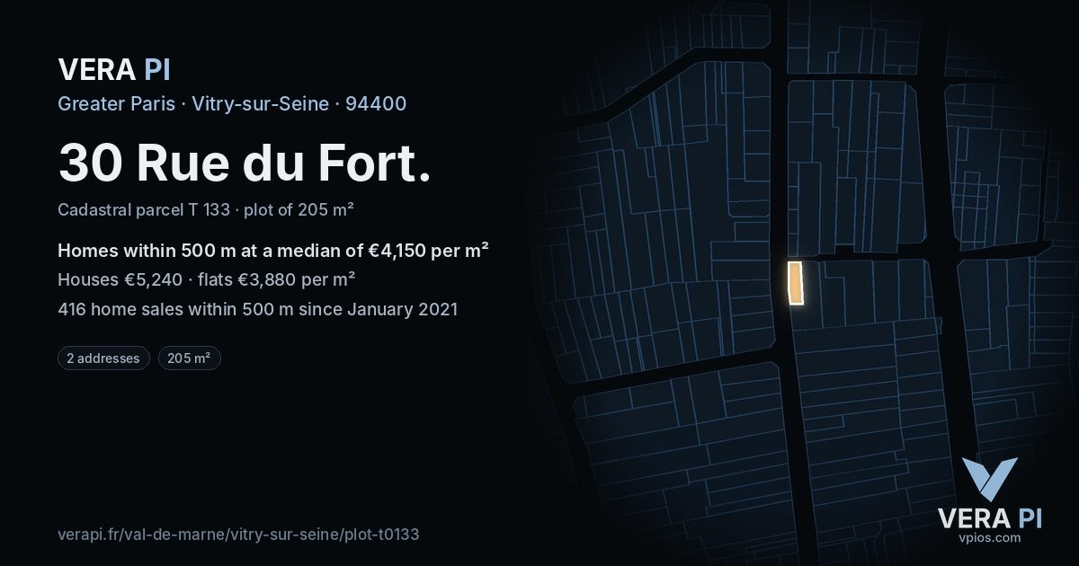 30 Rue du Fort, Vitry-sur-Seine at night – the plot lit, the parcels around coloured by the prices near them