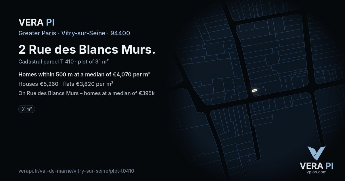 2 Rue des Blancs Murs, Vitry-sur-Seine at night – the plot lit, the parcels around coloured by the prices near them