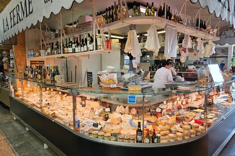 Marché Couvert, Halles municipales de, Quai de Monleon, 06500 Menton