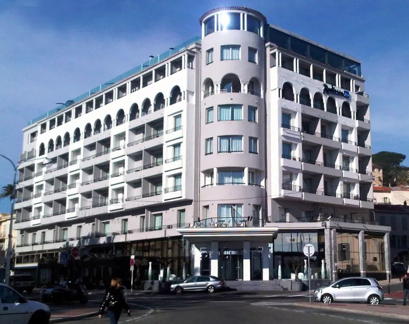 Canopy by Hilton Cannes