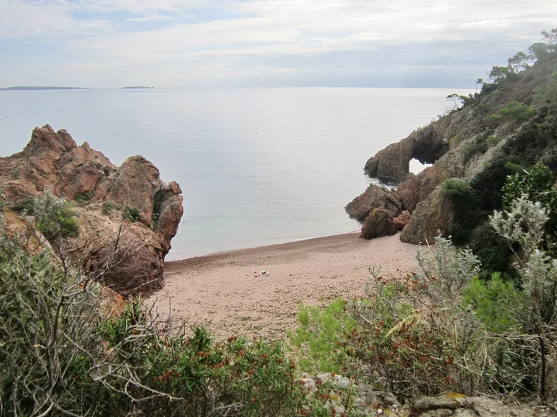 Plage de la Grotte de Gardanne